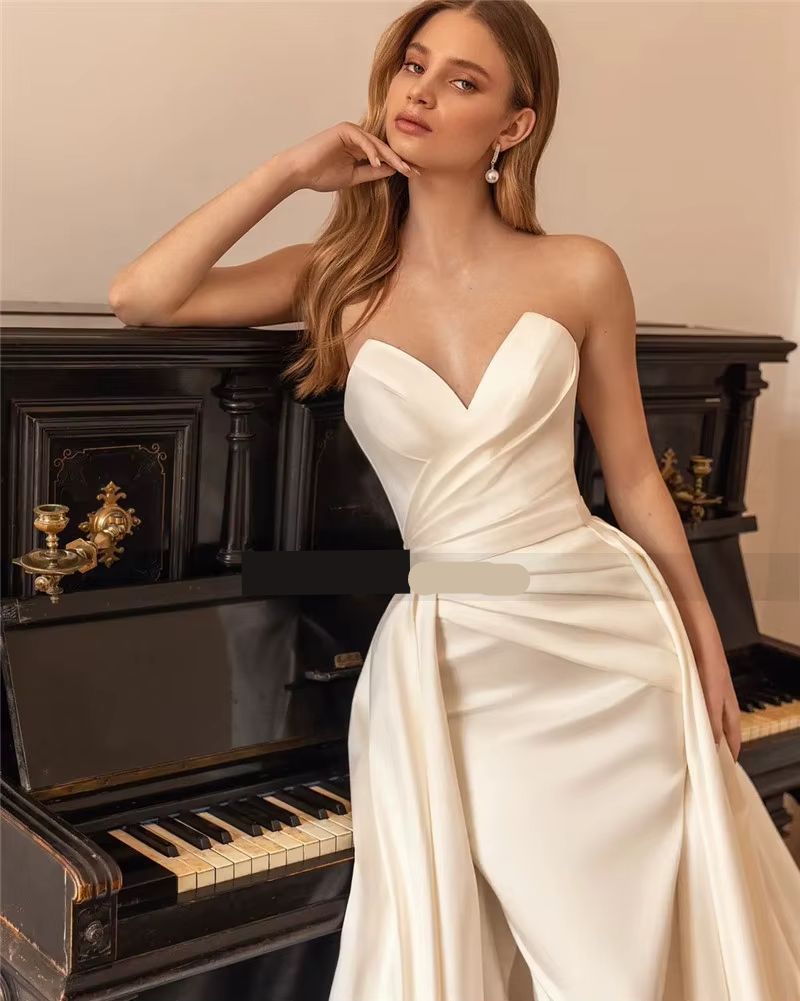 Vestido de Noiva Sereia com Glitter e Cauda Removieis