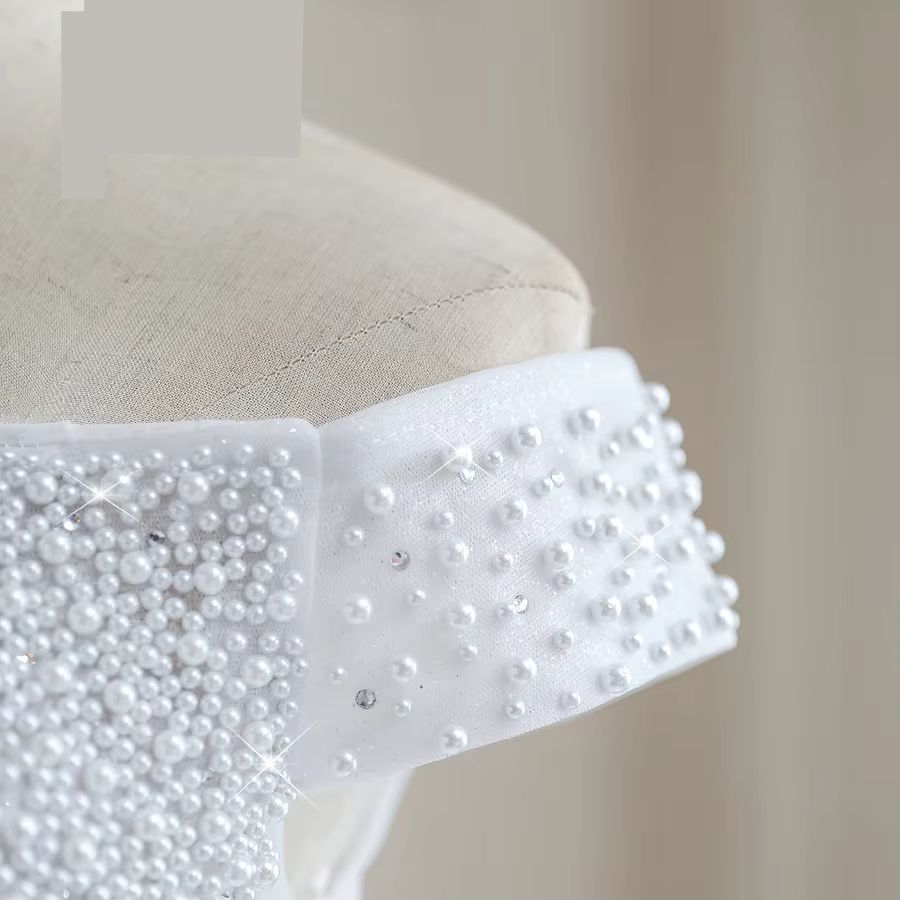 Vestido de Noiva Luxuoso com Pérolas - Elegância e Sofisticação