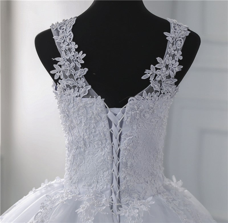 Vestido de Noiva Tule com Pérolas e Renda para Casamento dos Sonhos