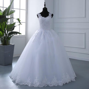 Vestido de Noiva Tule com Pérolas e Renda para Casamento dos Sonhos