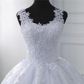 Vestido de Noiva Tule com Pérolas e Renda para Casamento dos Sonhos