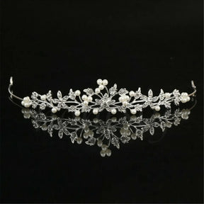 Tiara de Noiva com Pérolas e Strass - Elegância para o Grande Dia
