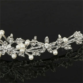 Tiara de Noiva com Pérolas e Strass - Elegância para o Grande Dia