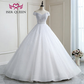 Vestido de Noiva Luxuoso com Pérolas - Elegância e Sofisticação