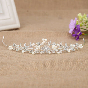 Tiara de Noiva com Pérolas e Strass - Elegância para o Grande Dia