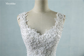Vestido de Noiva Clássico com Pérolas e Tule - Elegância e Sofisticação