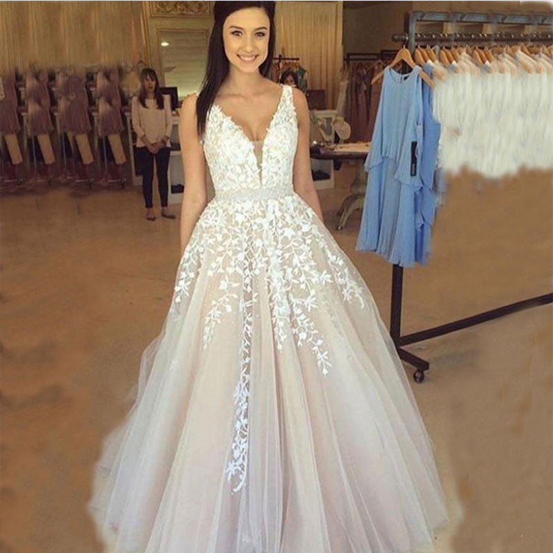 Vestido de Noiva Princesa Decote V